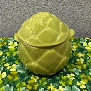 Le Creuset Petite Artichoke Casserole Stoneware Artichoke Container RARE NEW!